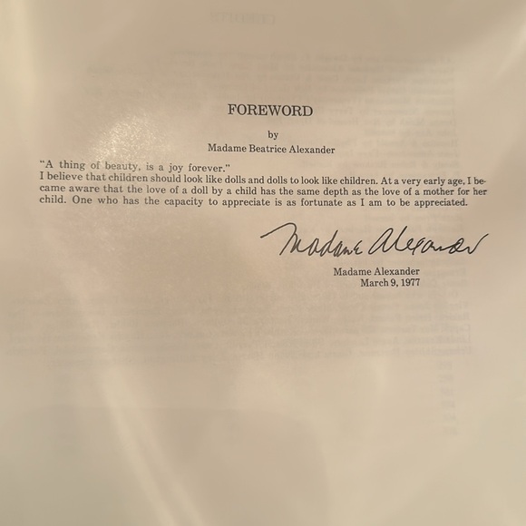 Madame Alexander Collector’s Dolls Book 1978 - Picture 3 of 7